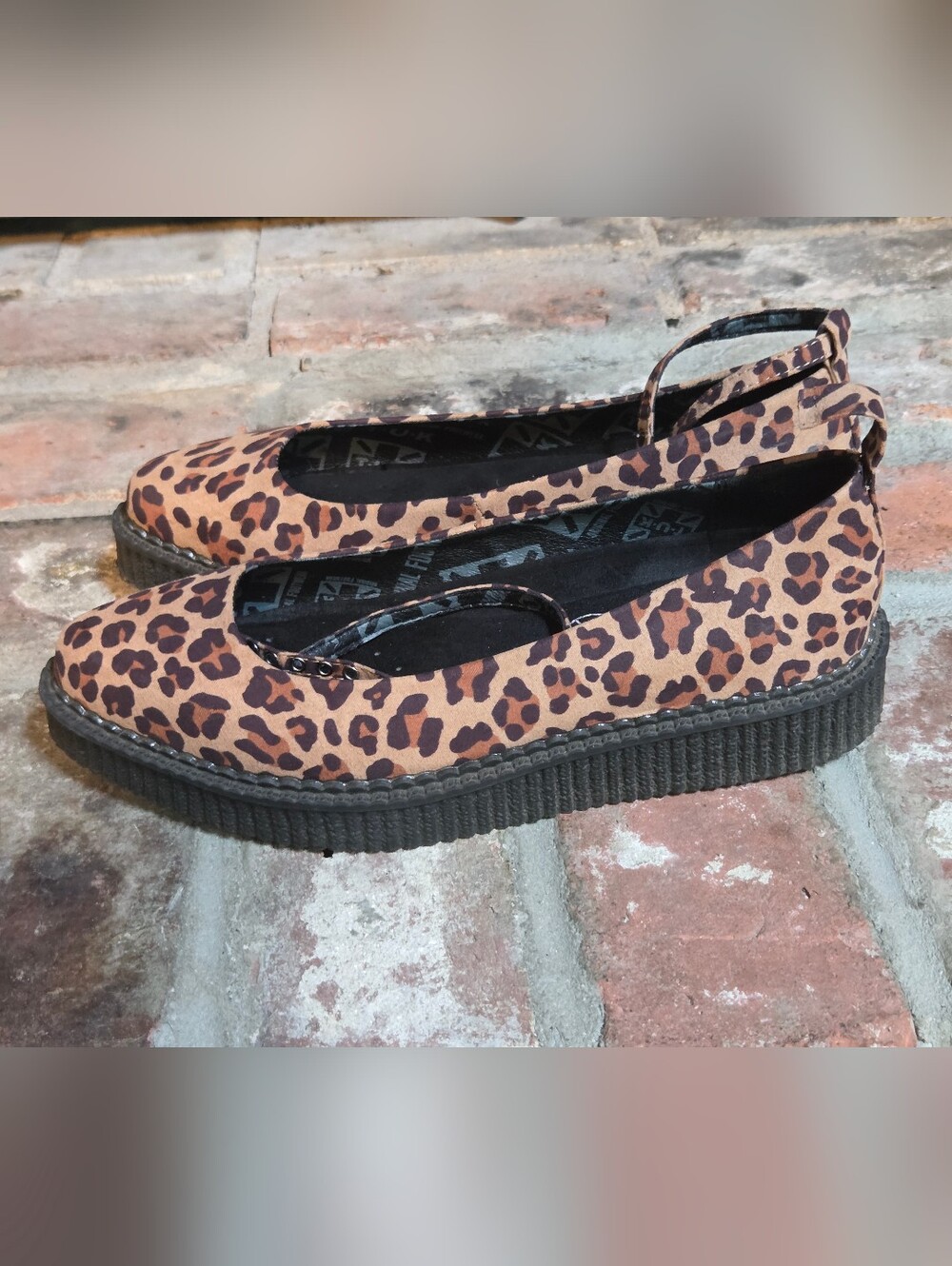 T.U.K. Footwear Leopard Pointed Ballet Ankle Strap Creeper FOR REPAIR - DAMAGED - Picture 3 of 10